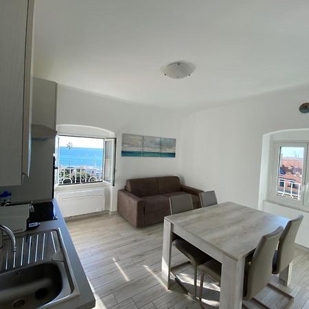 Апартаменти Casa Al Mare Варацце Екстер'єр фото
