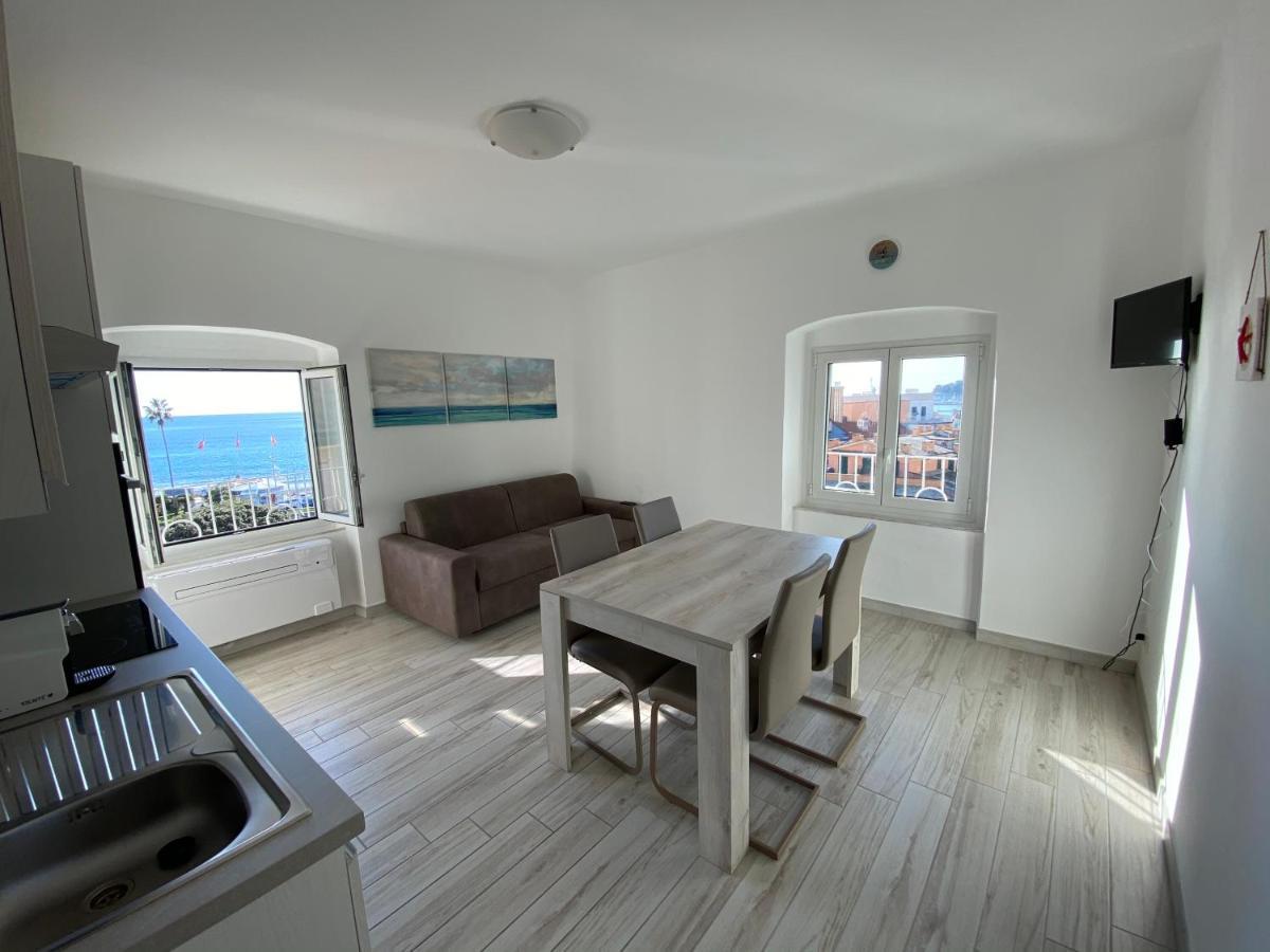 Апартаменти Casa Al Mare Варацце Екстер'єр фото